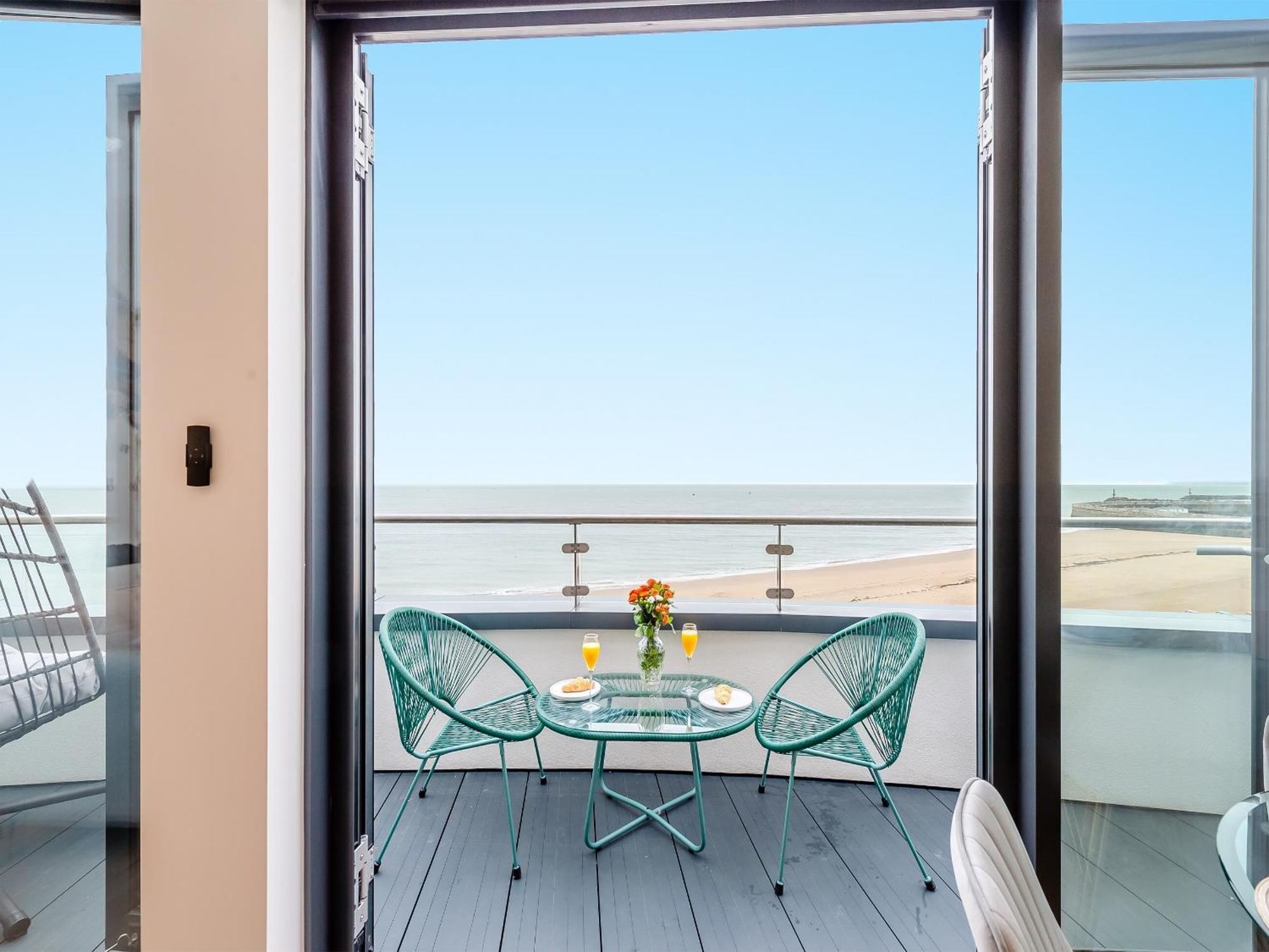 Sound Of The Sea Ramsgate Exterior foto